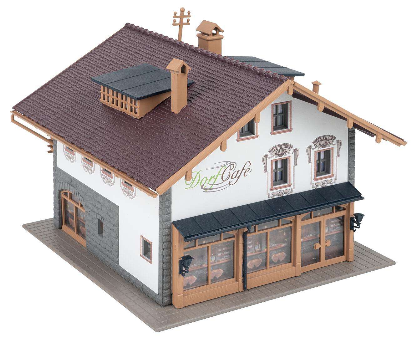 Alpine house with café thumbnail 5