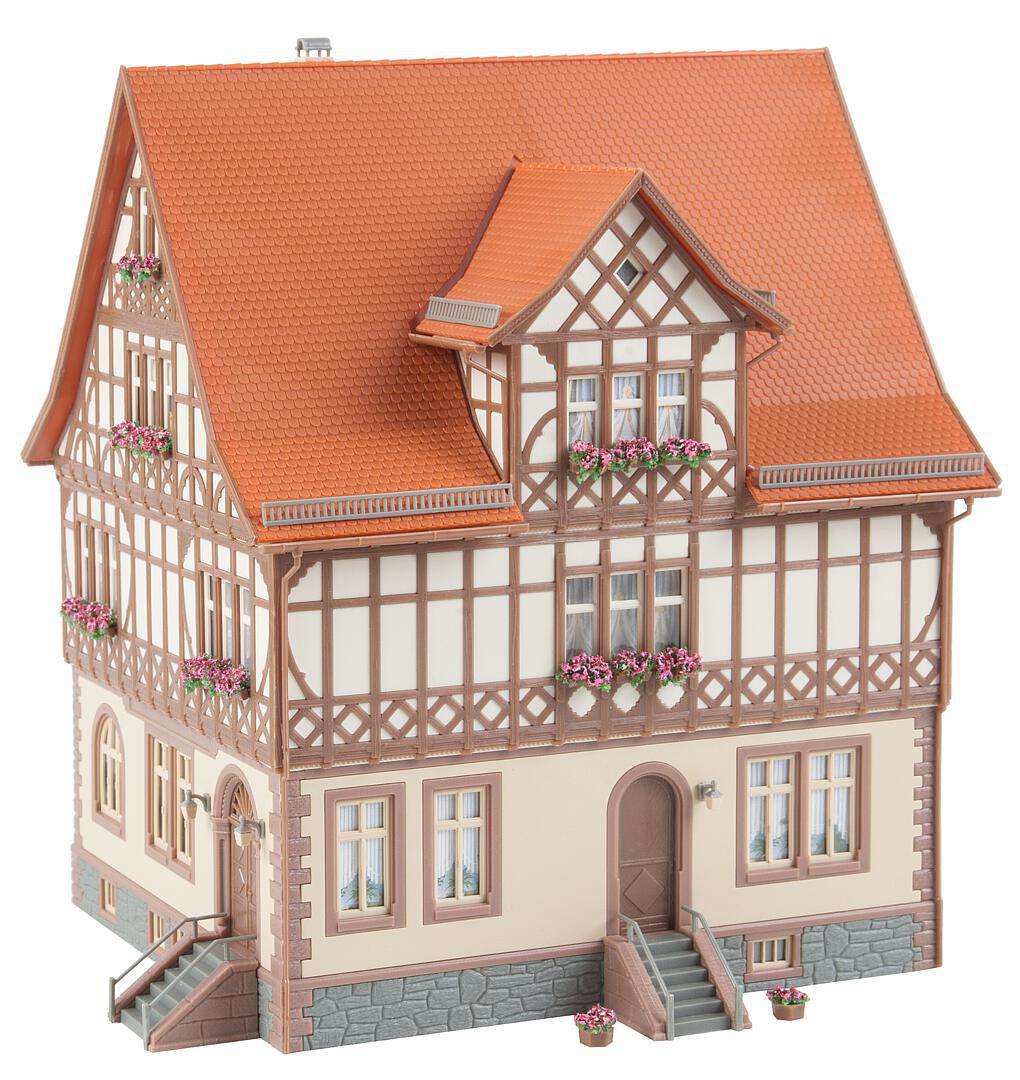 Bad Liebenstein Half-timbered house thumbnail 2