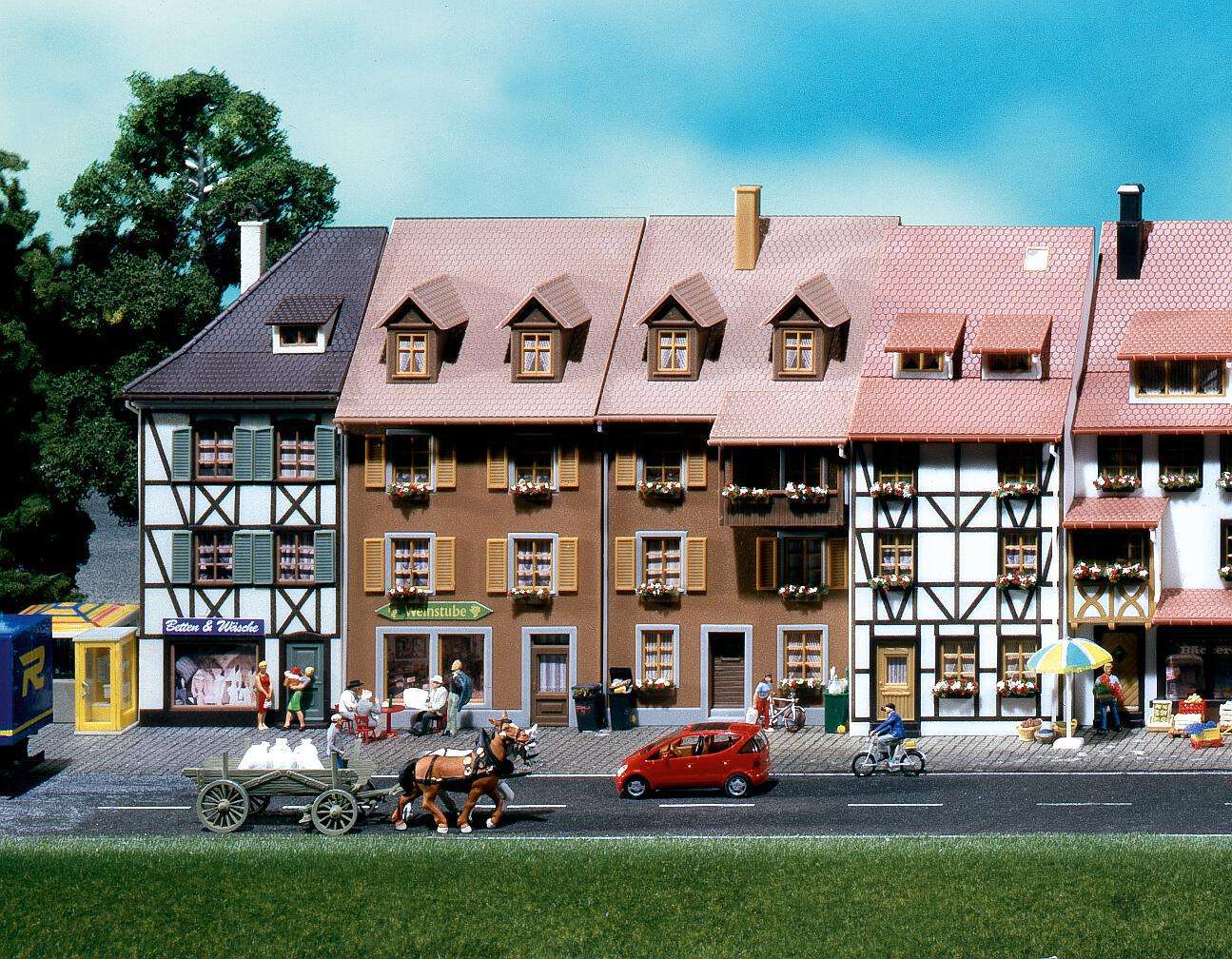 2 Relief houses