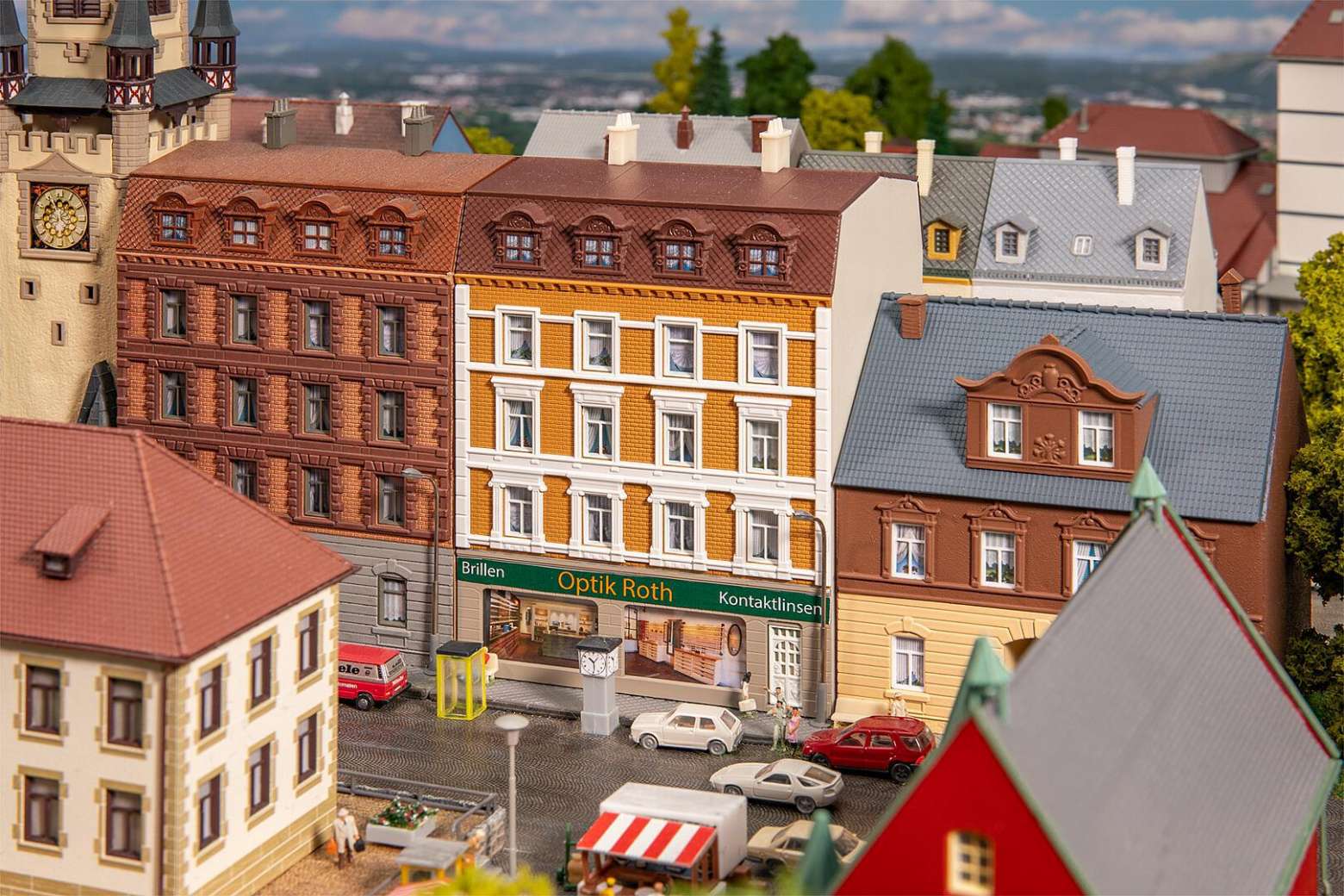 Optik Roth Town house