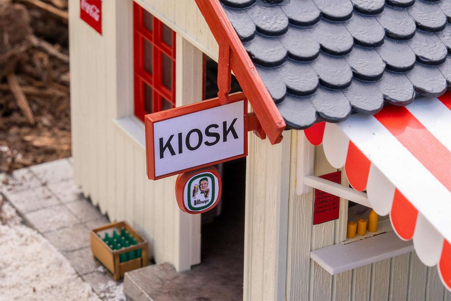 Kiosk with beer garden thumbnail 2