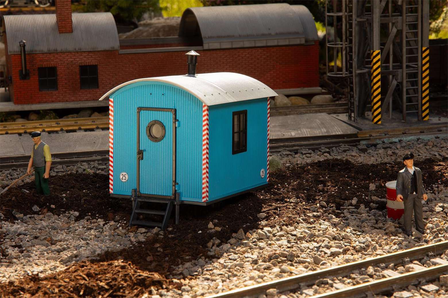 Construction trailer thumbnail 2