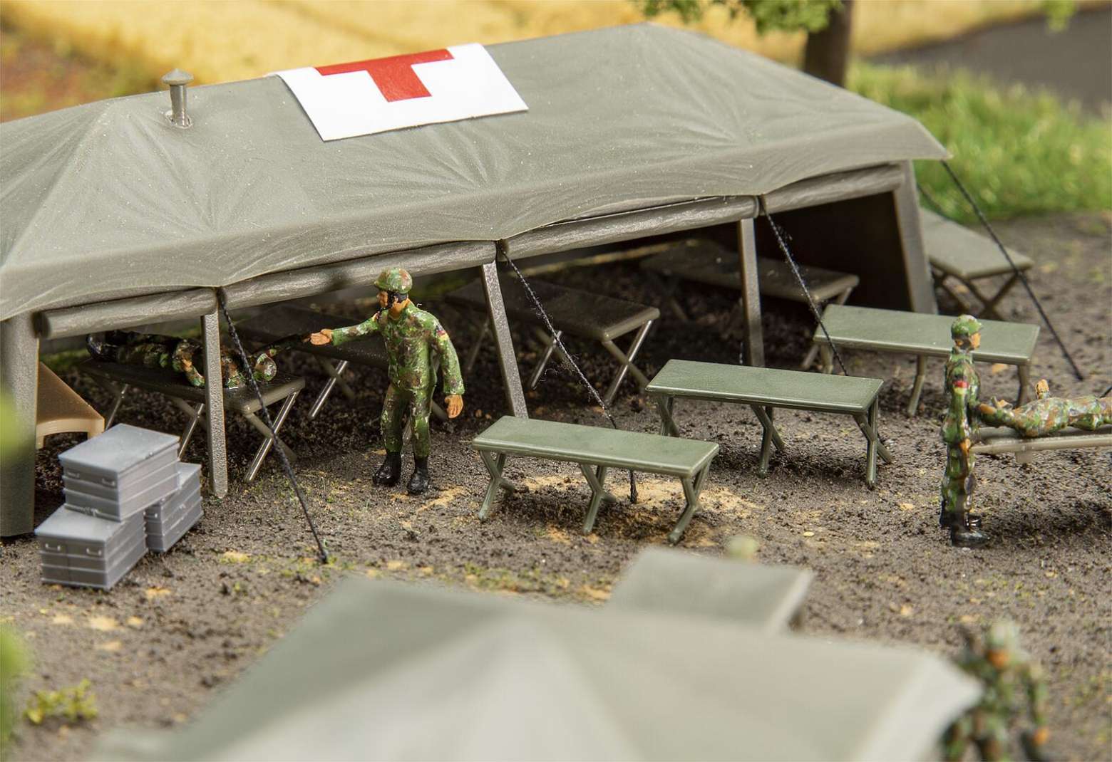 12 Camp beds
