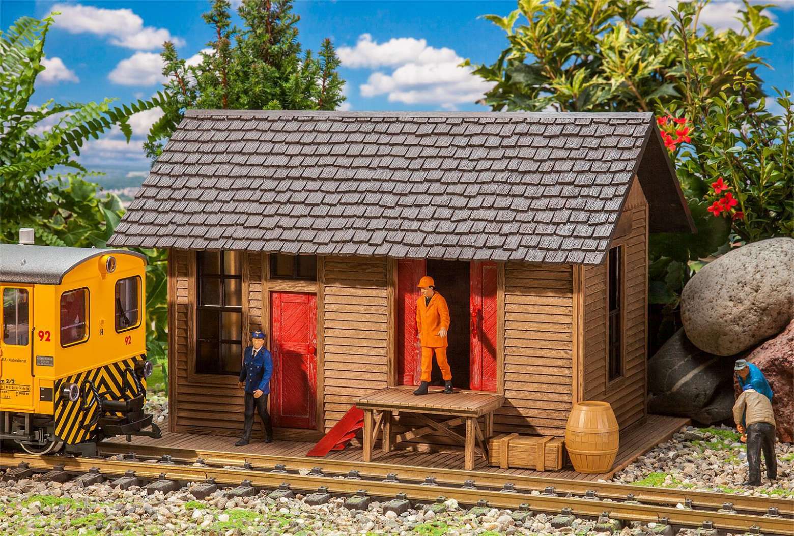 Store shed with office