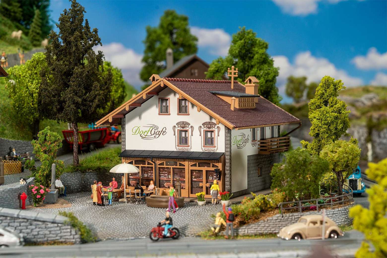 Alpine house with café