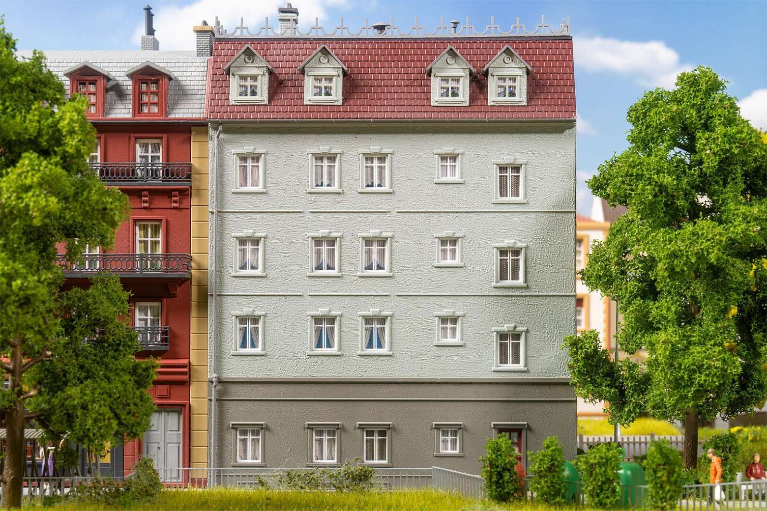 Pritzwalk Residential building thumbnail 5