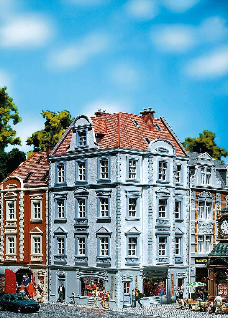 Goethestraße 63 Town corner house