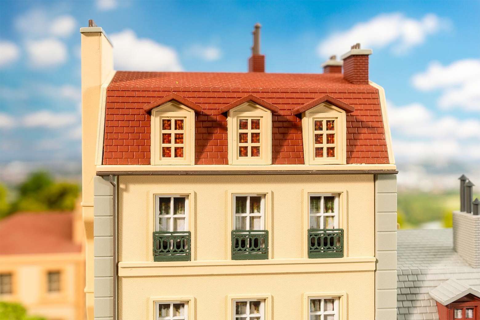 Townhouse, 6-storey thumbnail 3