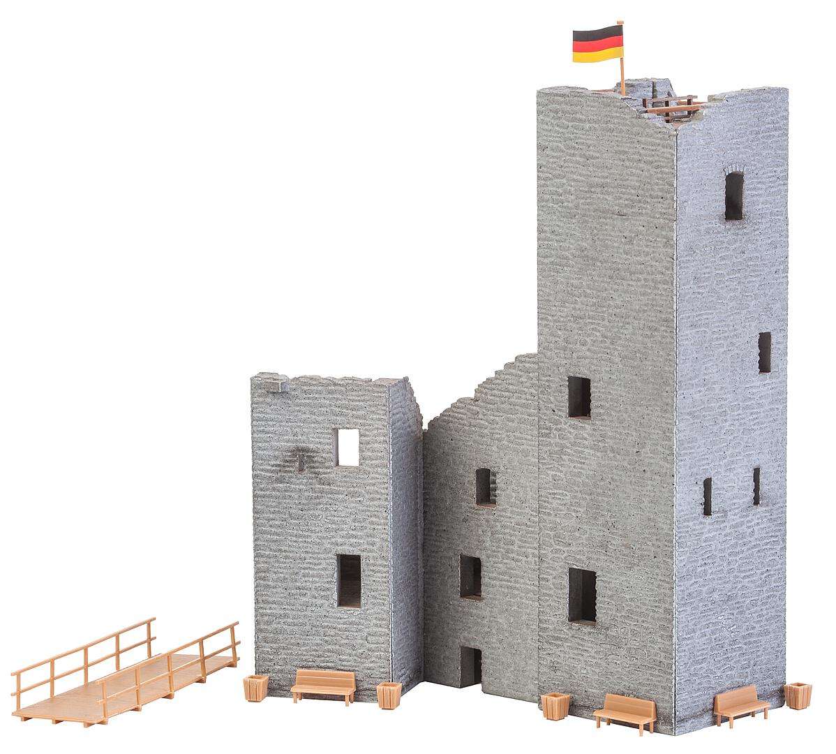 Castle-ruin thumbnail 2