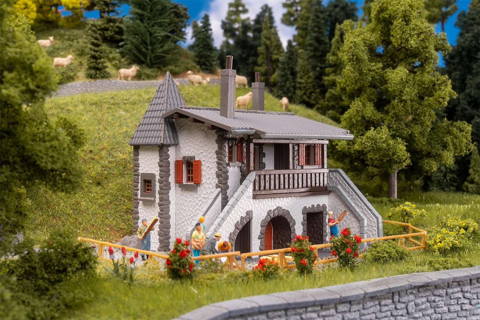 Alpina House