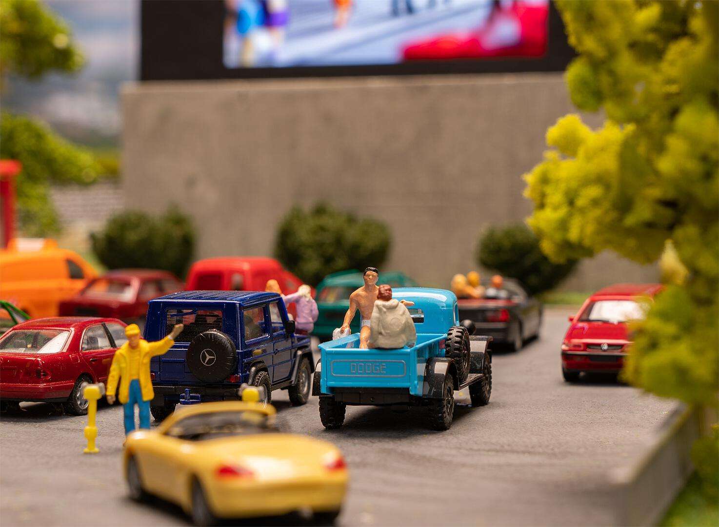 Drive-in movie theatre thumbnail 5