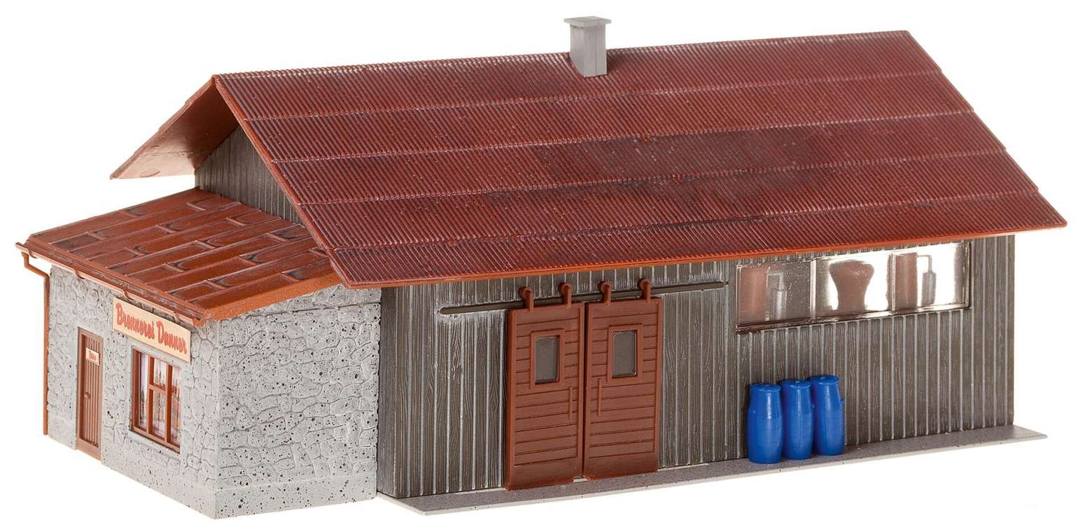 Distillery with accessories thumbnail 3
