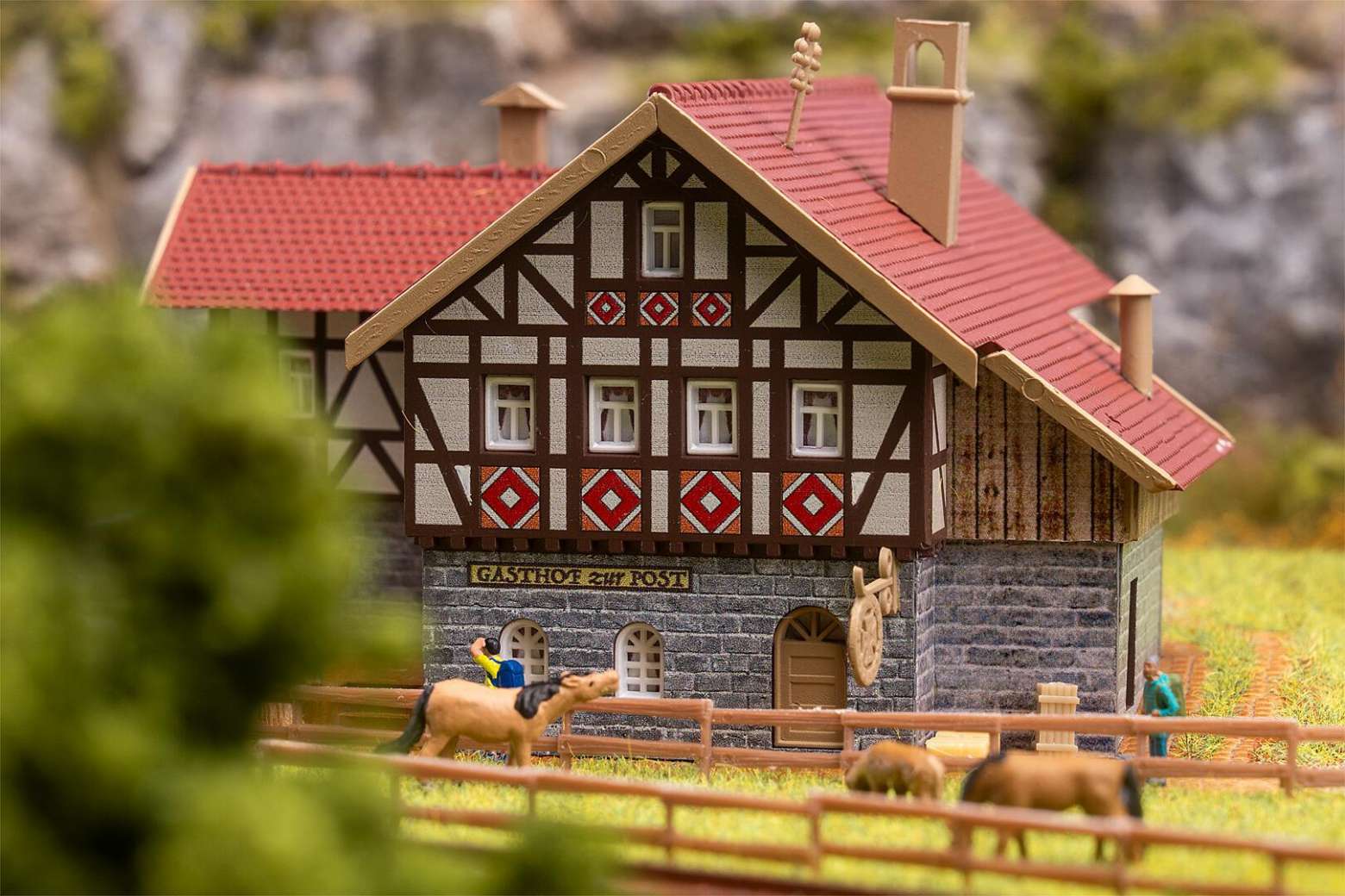 Zur Post Inn with beer garden thumbnail 2