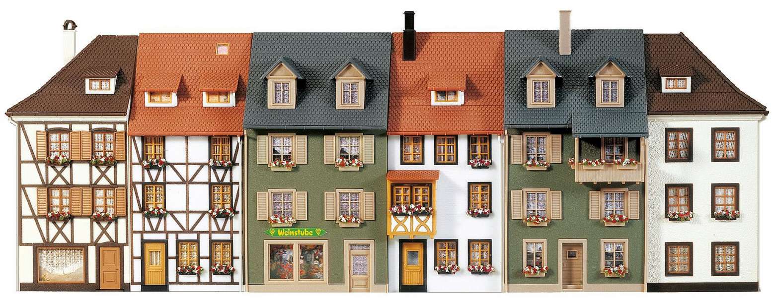 6 Relief houses thumbnail 2