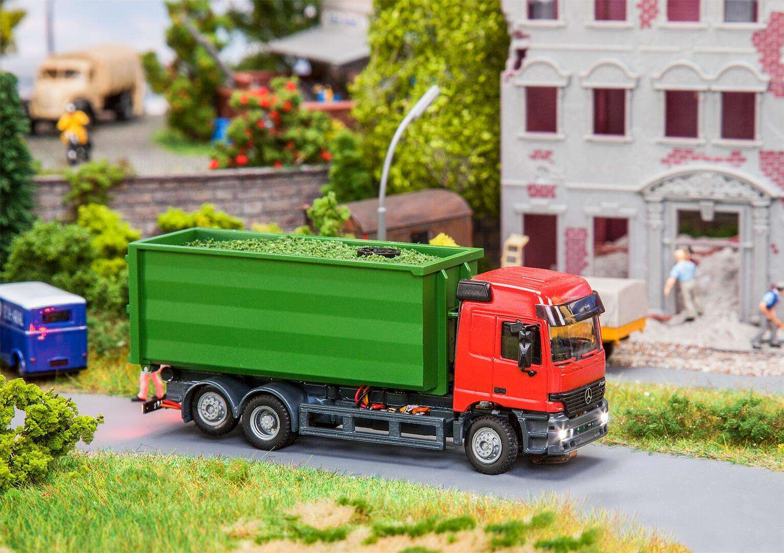 Car System Digital Lorry MB Actros LH’96 Roll-off container (HERPA)
