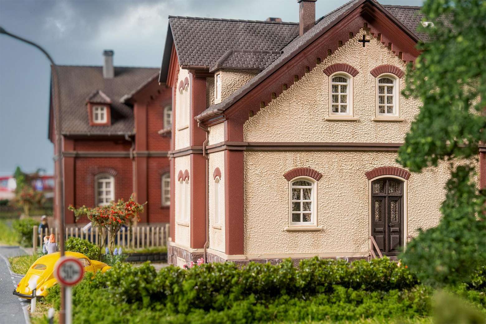 Bergmannsplatz 1 Development house thumbnail 2