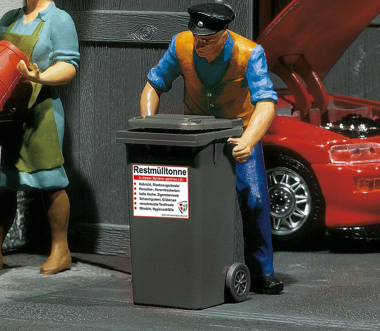 2 Refuse bins, grey
