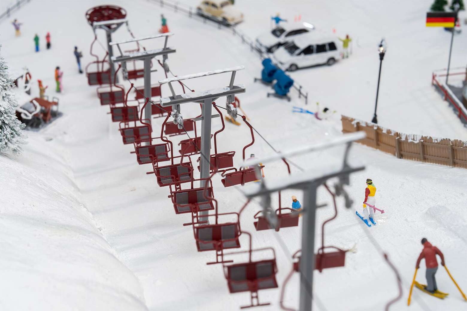 Chairlift thumbnail 3