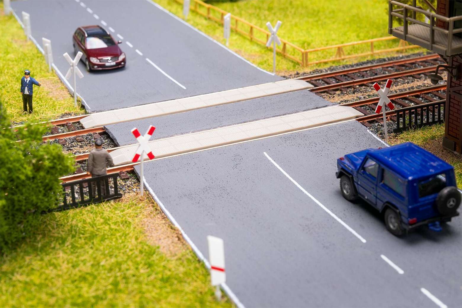Ungated railway crossing
