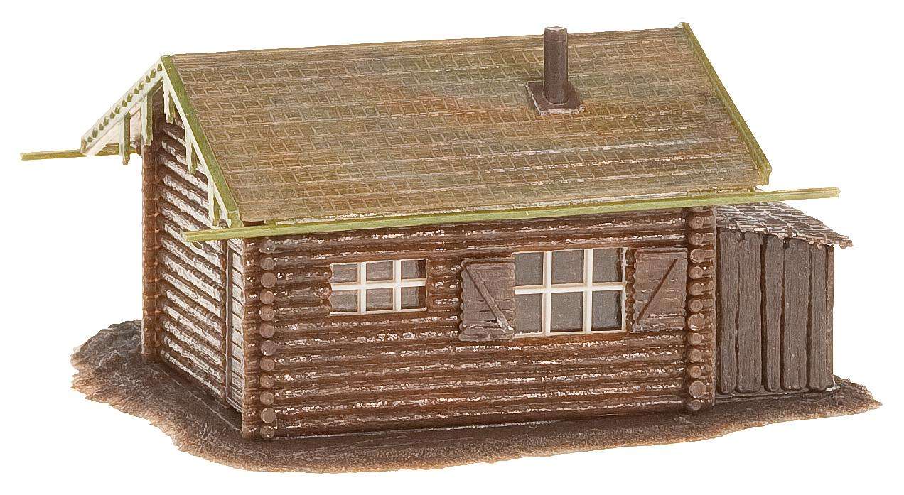 Forest log cabin thumbnail 2