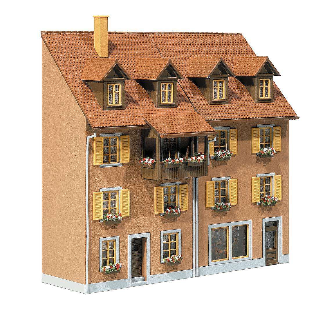 2 Relief houses thumbnail 2