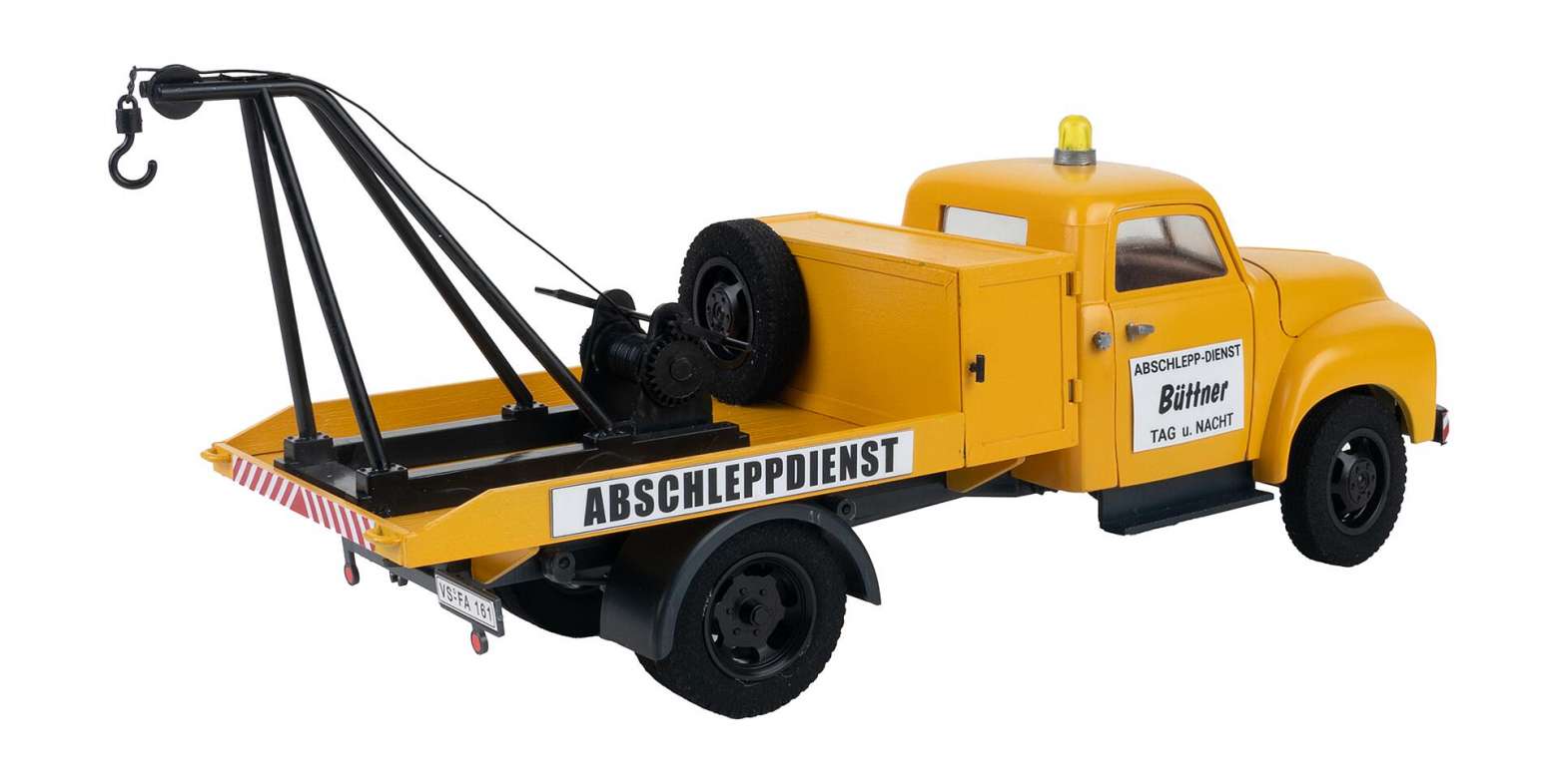 Tow truck thumbnail 5
