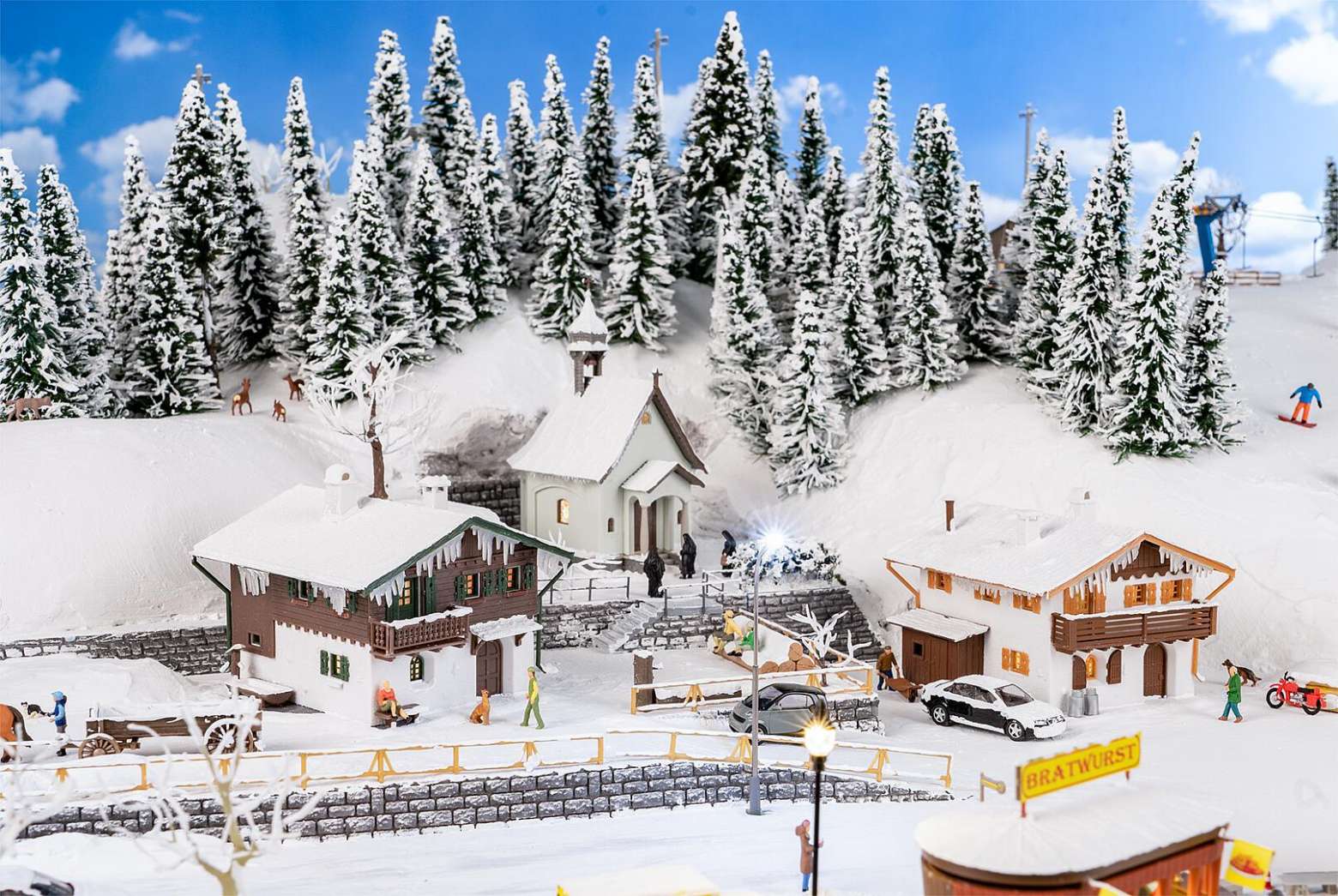 Winter in the mountains Promotional-Set